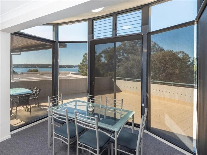 Balcony & Terrace