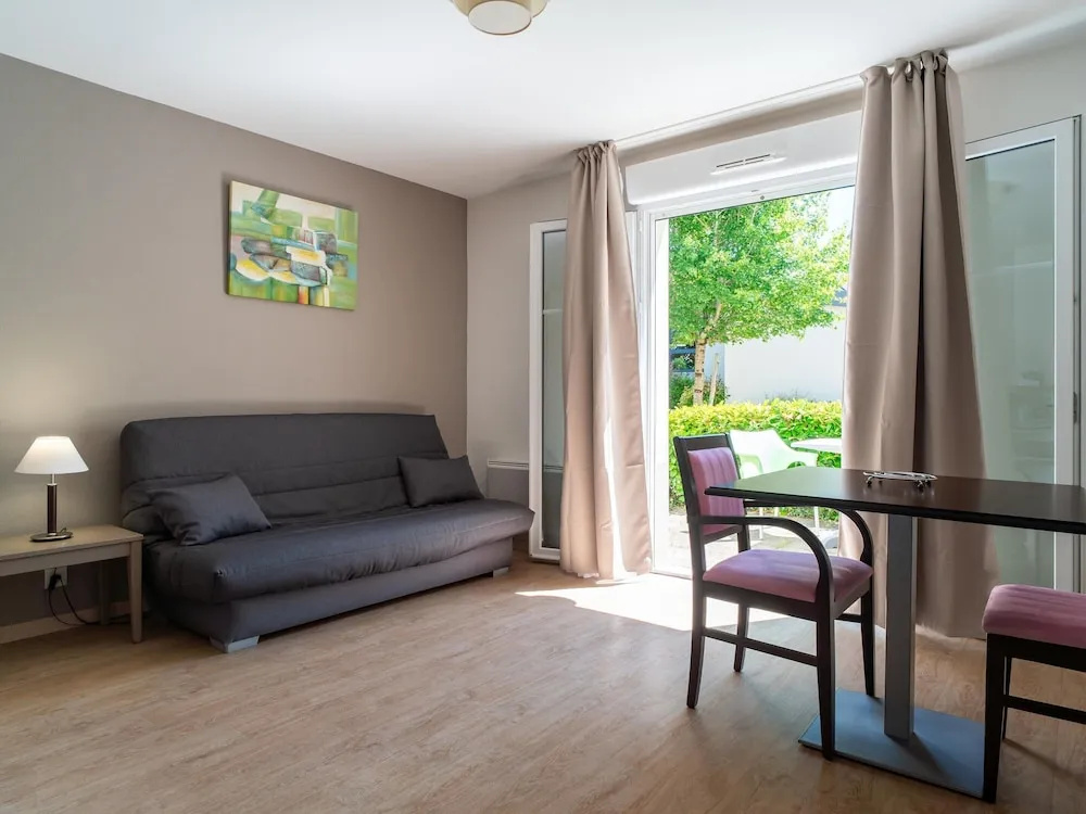 Voir la photo 2 — Decent Stay in Art Village With Terrace