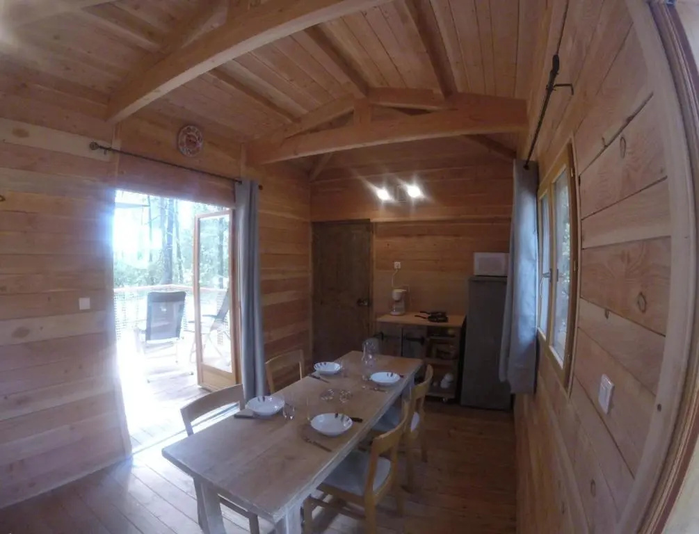 2 Bedrooms Cottage