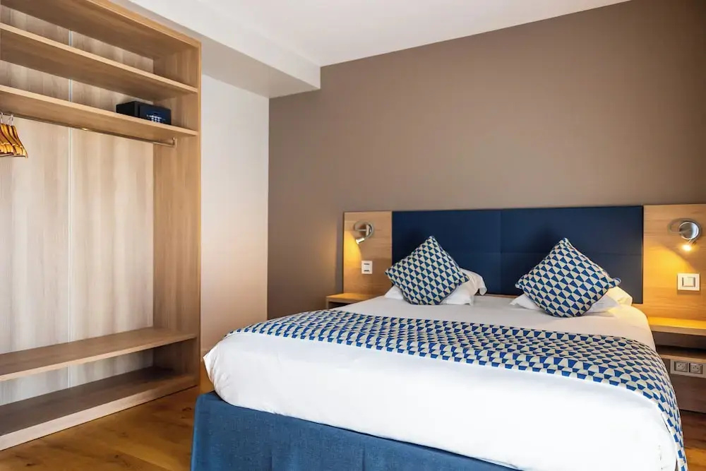 Superior room with sea view