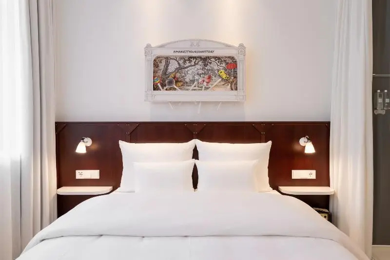 Nest Double room (full double bed)