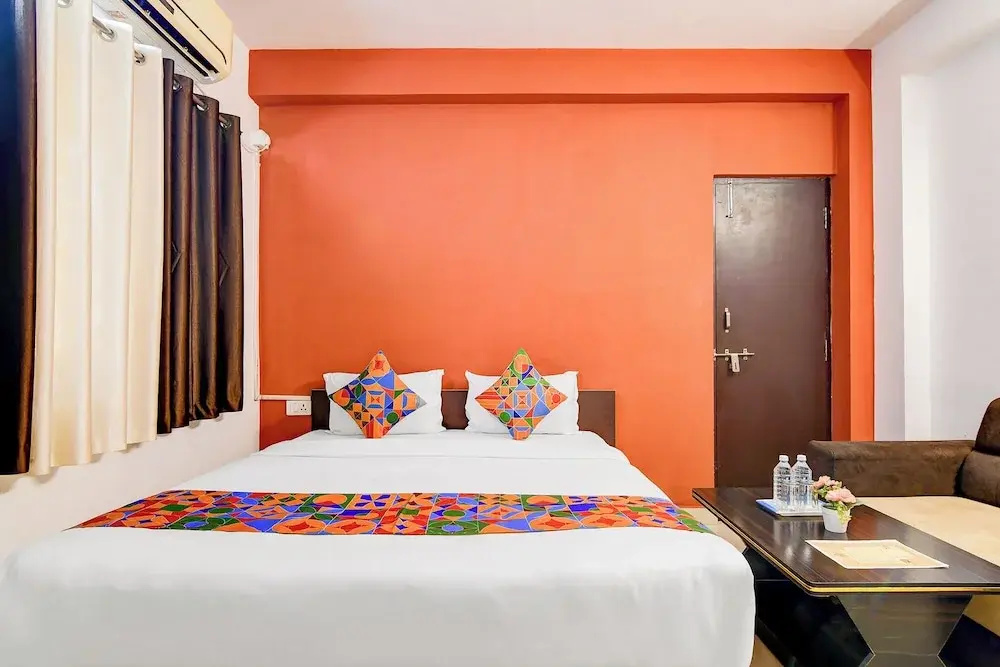 Fabhotel The Corporate House