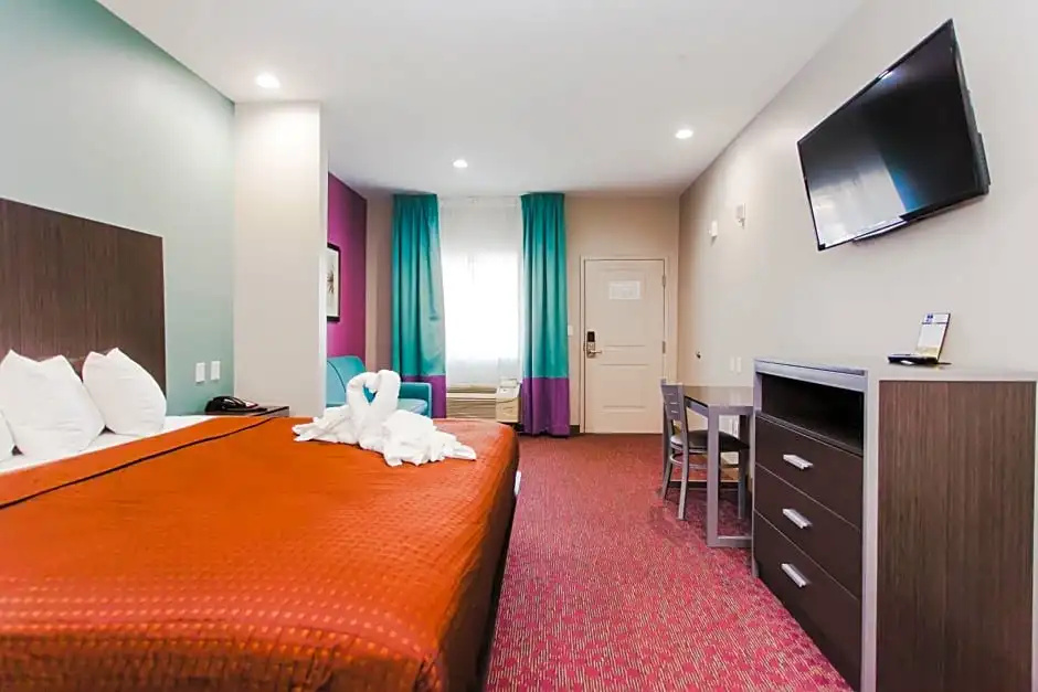 Double Suite (full double bed)