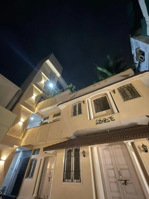 Visitors Lounge by MMG - Furnished Flat 3BHK - Road 12 Banjara Hills