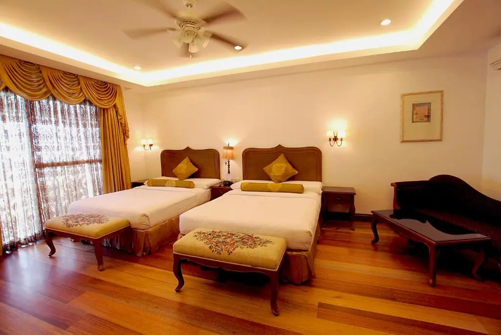 Standard Double room with view (full double bed)