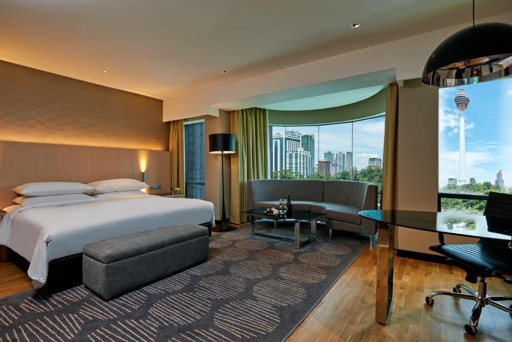 Renaissance Kuala Lumpur Hotel
