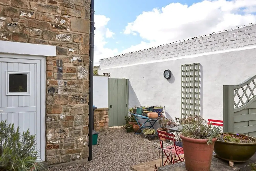 Host Stay Wood Street Cottage