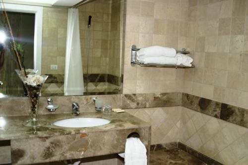 Castel Mare Hotel & Resort - фото 7