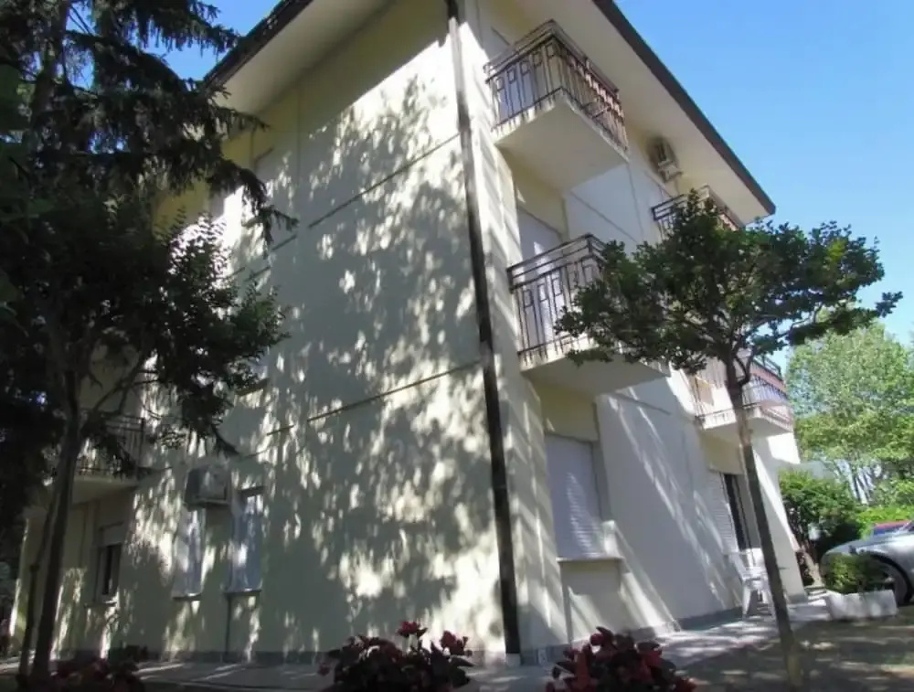 Luminous Flat on the Ground Floor - Beahost