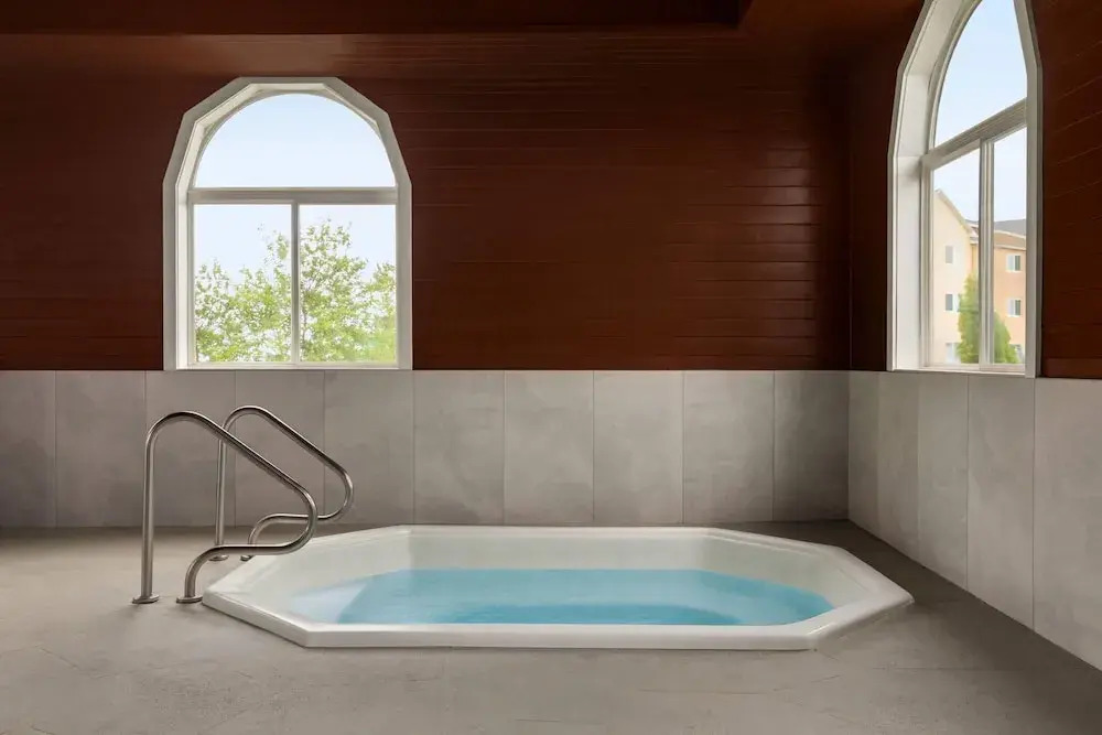 La Quinta Inn & Suites By Wyndham Peru Starved Rock St Park - фото 11