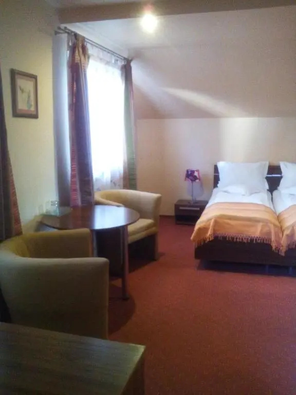Standard Double room with balcony (twin beds)