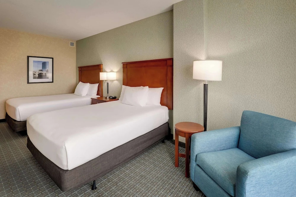 Drury Inn & Suites Grand Rapids - Chambres