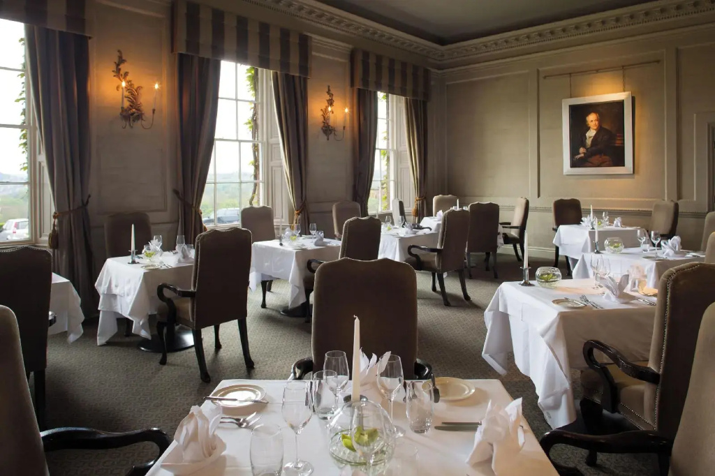 Wood Hall Hotel and Spa - Général