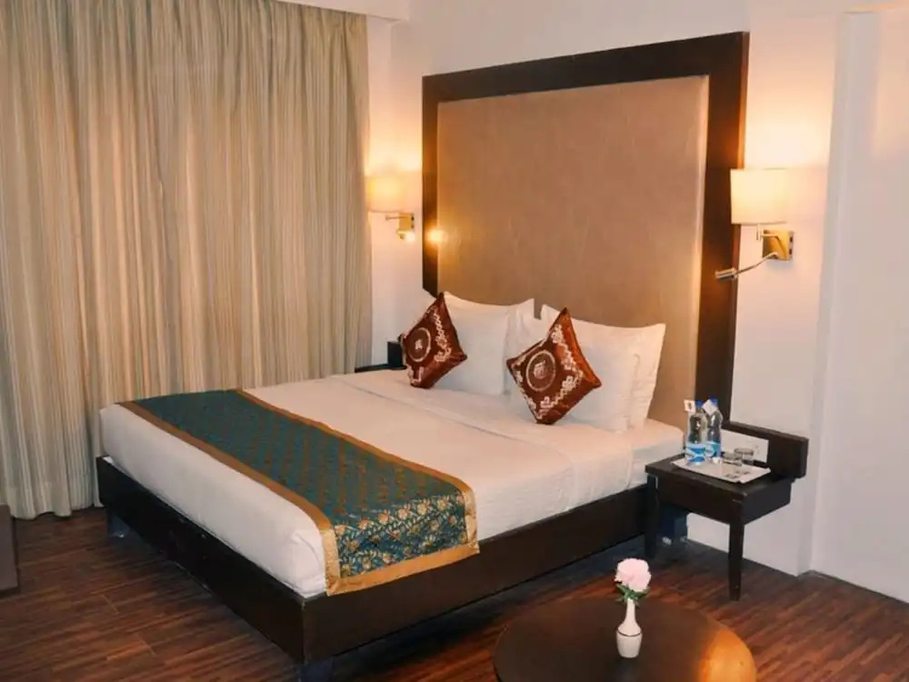 Premium Double room (full double bed)