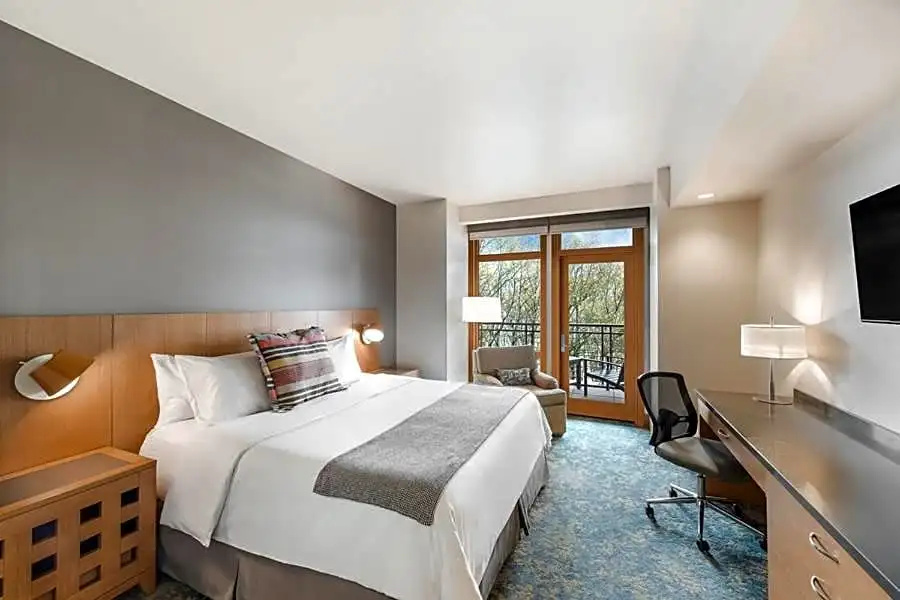 Standard room with balcony