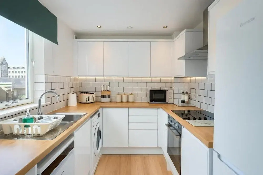 2 Bedrooms Deluxe Apartment