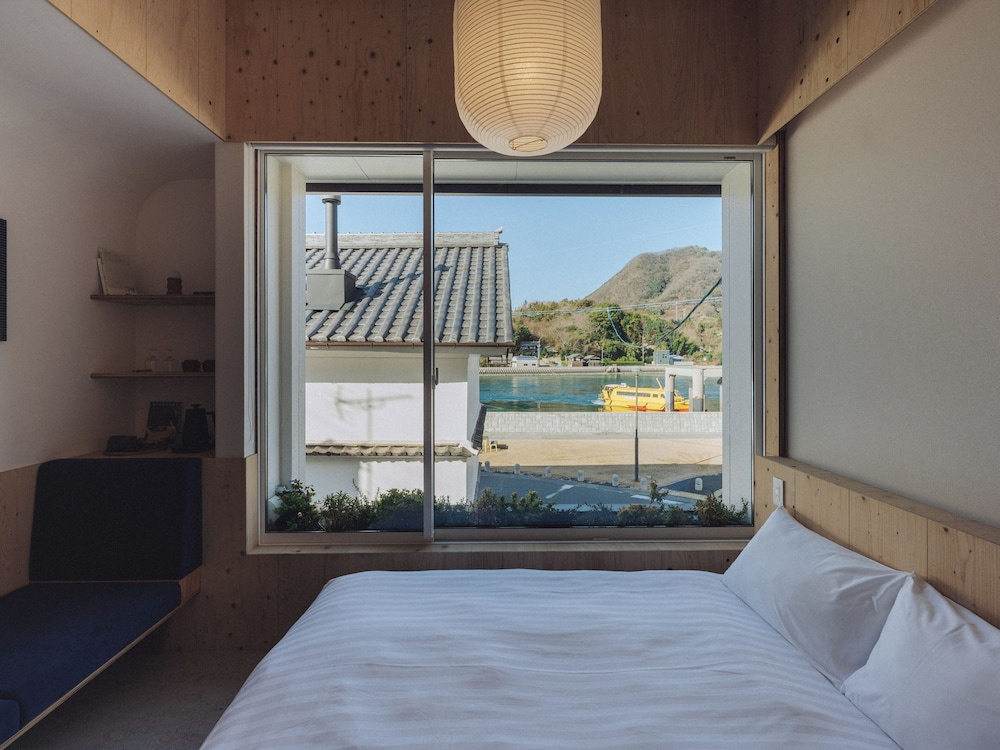 Double Studio with harbour view (full double bed)
