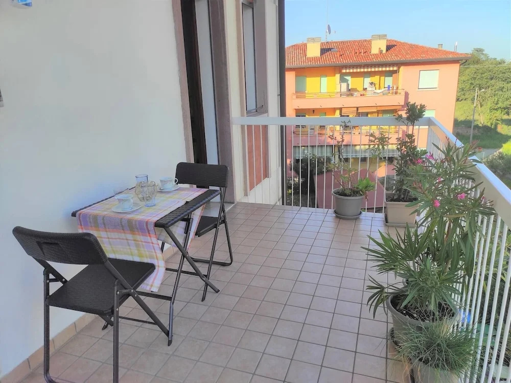 Panay Apartment City Home Holiday