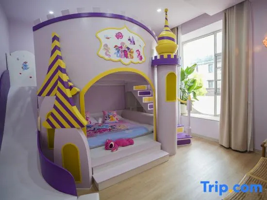 Standard room with view