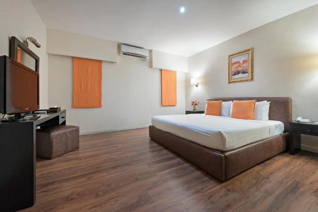 Court Meridian Hotel and Suites - Chambres