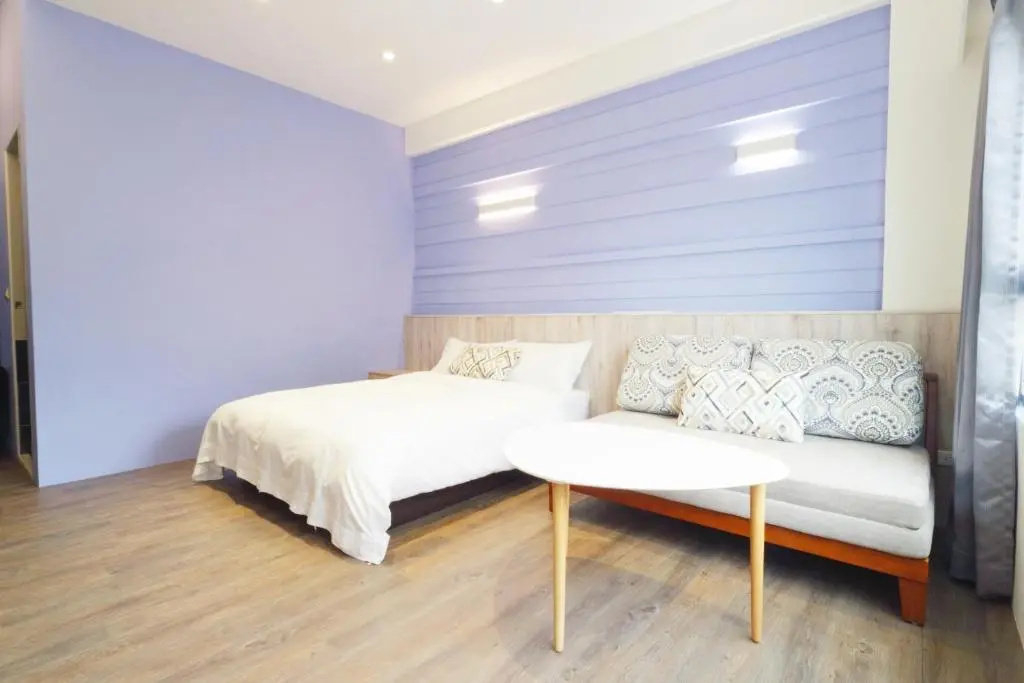 Standard Double room with city view (full double bed)