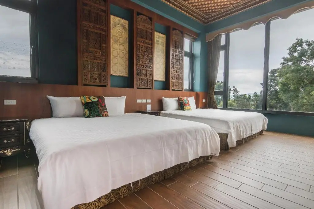 Standard Quadruple room with balcony