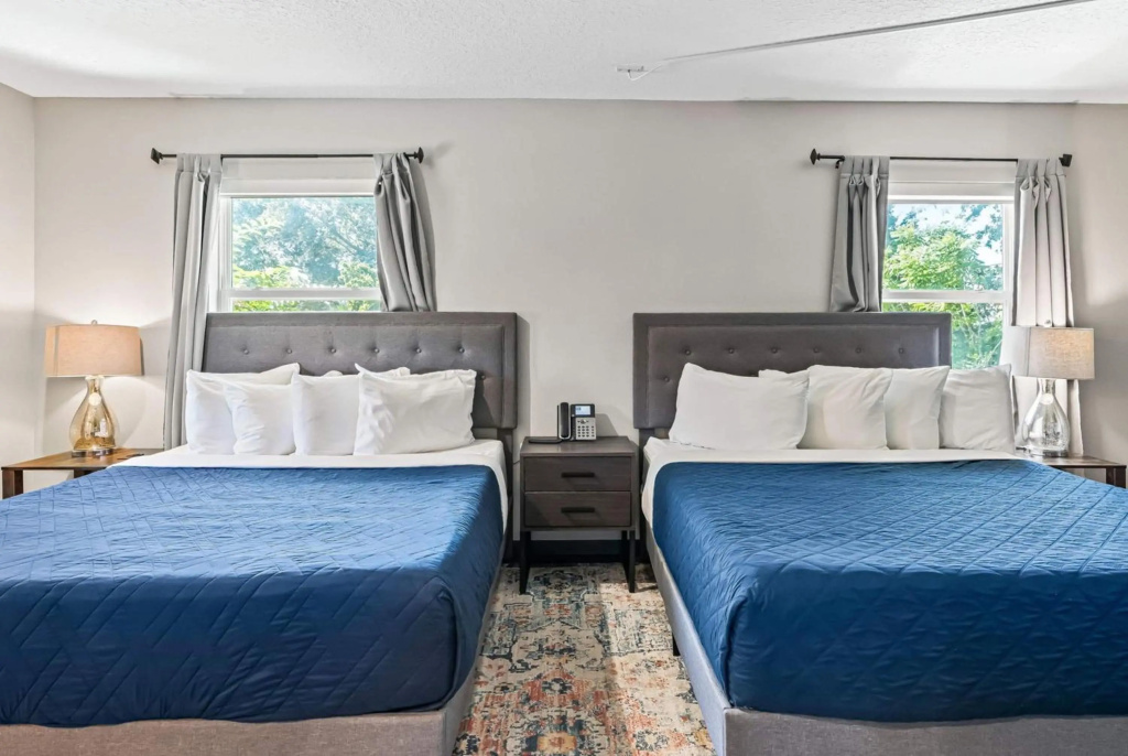 Baymont by Wyndham Ocala Suites — 4