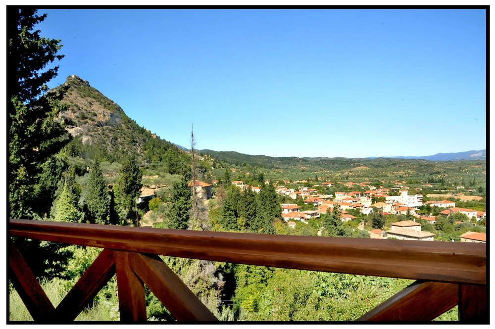 Stone Mansion In Mystras