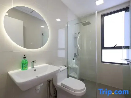 Continew TRX Luxurious 2 Bedrooms 2 Baths+Balcony