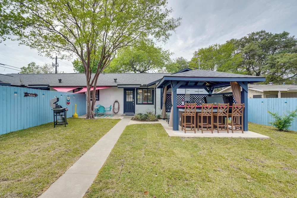 San Antonio Vacation Rental ~ 7 Mi to River Walk!