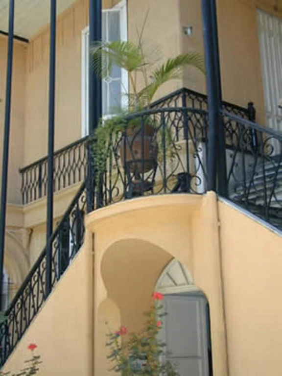 Balcony & Terrace