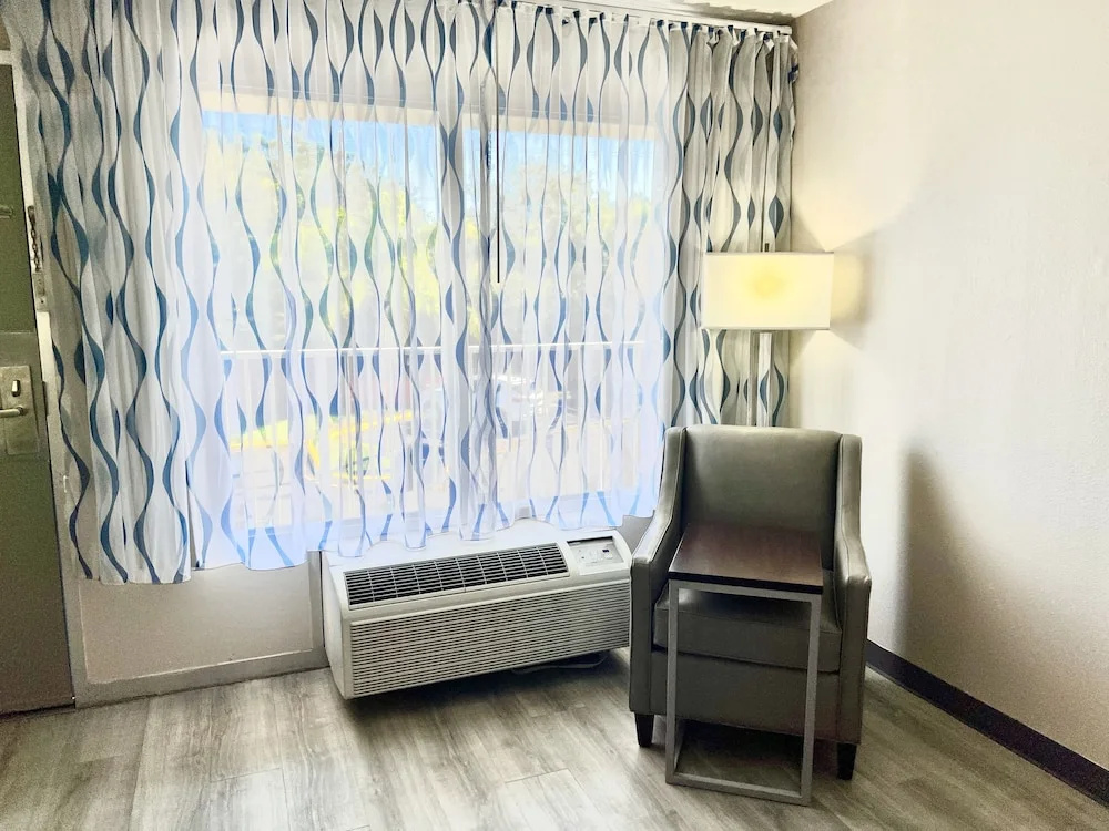 Standard Double room with view (full double bed)