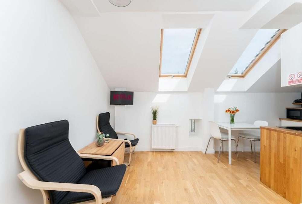 Malila Apartments Prażmowskiego 46