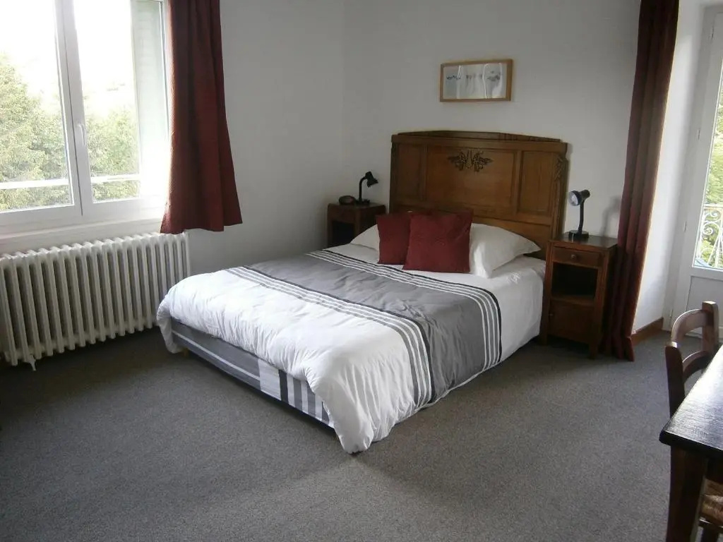 Standard Double room with balcony (full double bed)