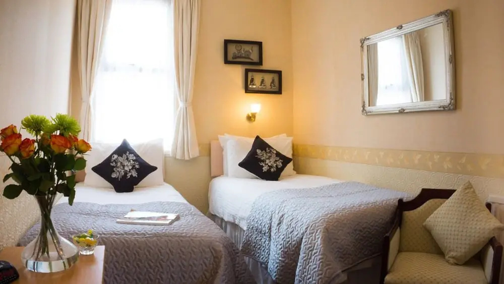 Standard Double room (twin beds)