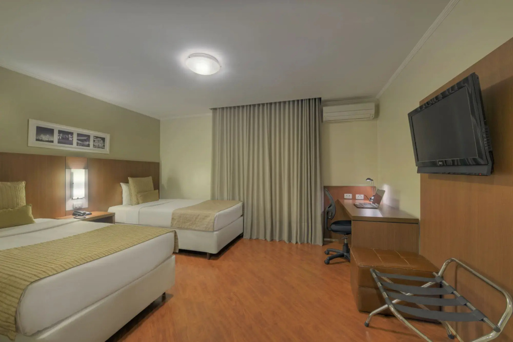 Hotel Deville Curitiba - Général