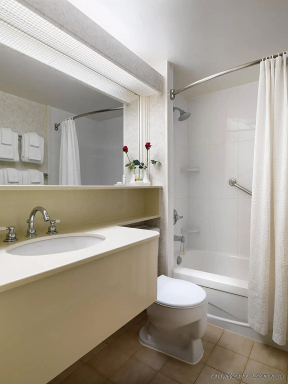 Royal Scot Hotel & Suites, Trademark Collection by Wyndham - Général