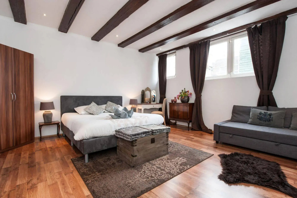 Crown Guesthouse Amsterdam