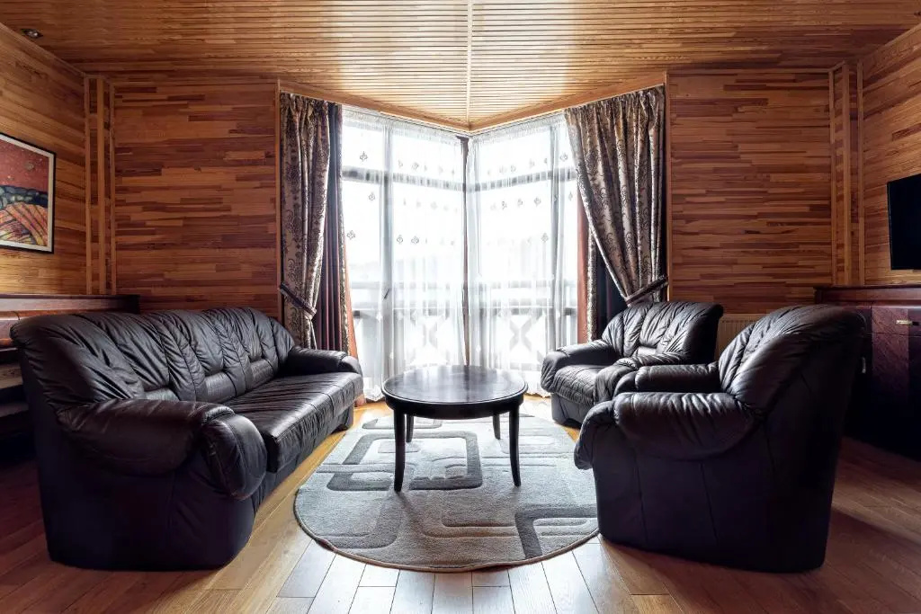 2 Bedrooms Suite with balcony