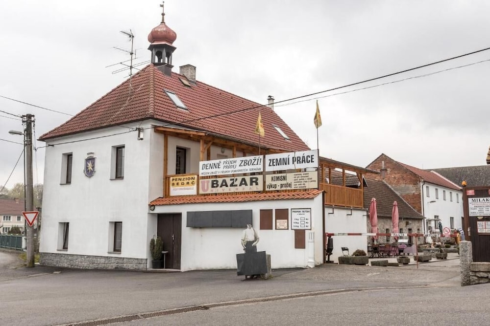 Bedrč Penzion a Apartma