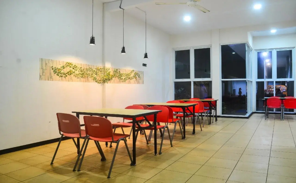 Hotel Grand Pacific by OYO Rooms - фото 26