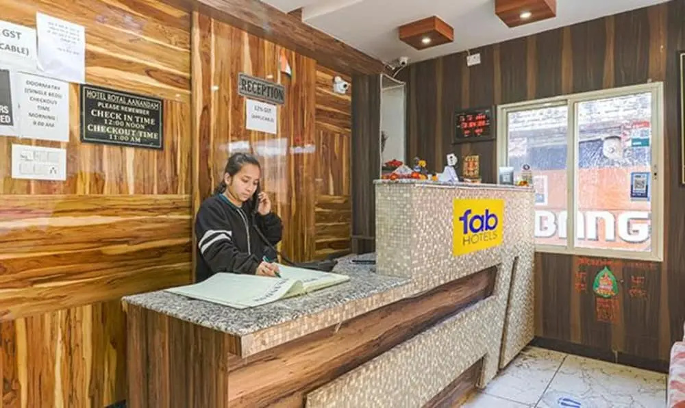 Fabhotel Royal Aanandam