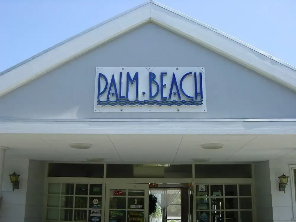 Palm beach resort hotel