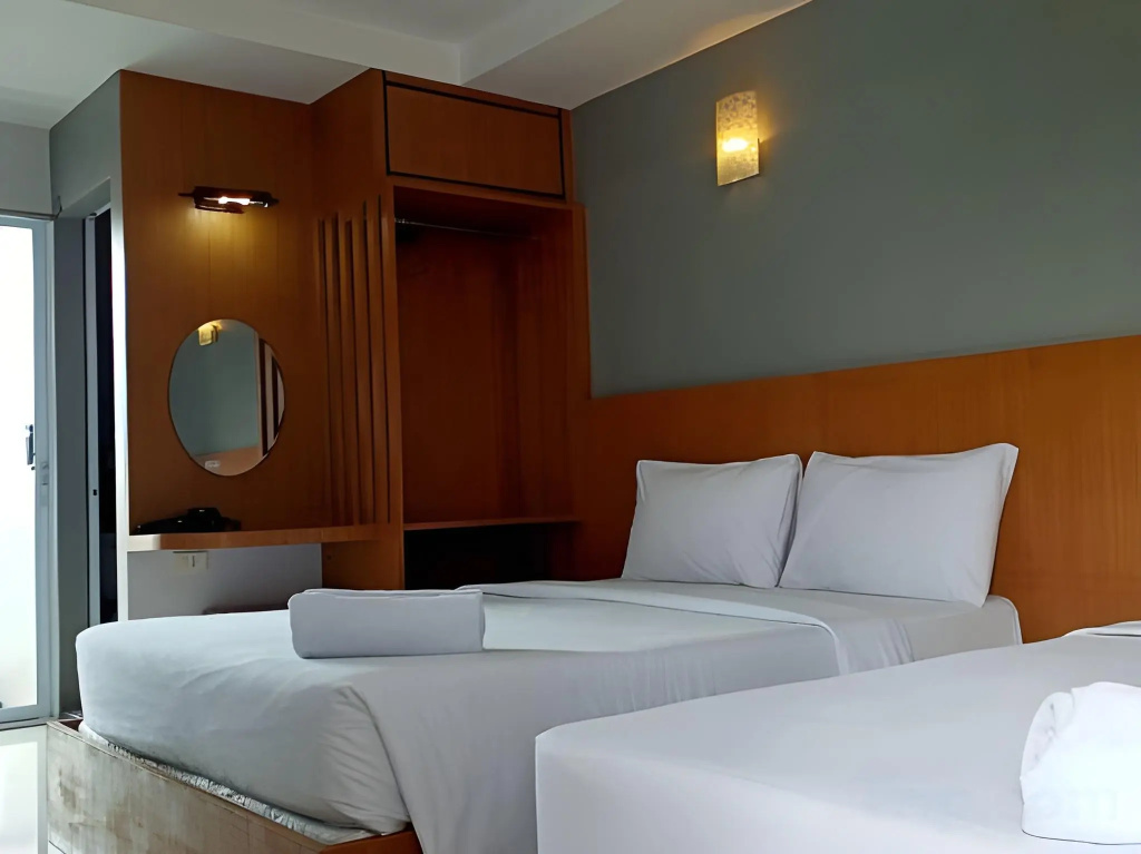 AtMe2 Hotel — 3