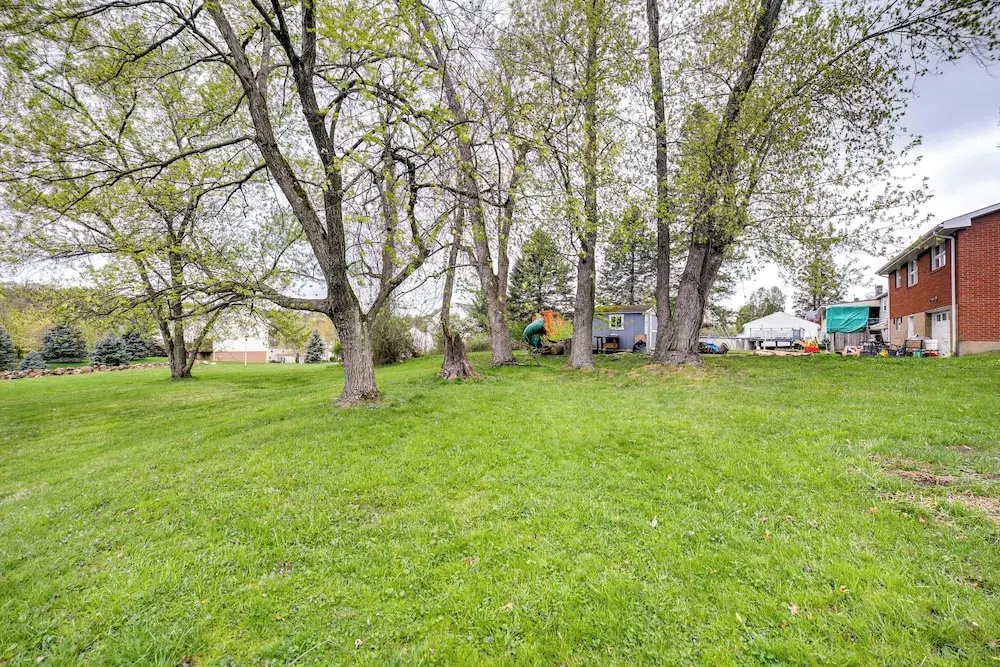 Monroeville Vacation Rental - 2 Mi to Downtown!