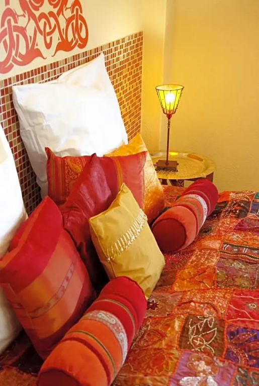 Comfort room