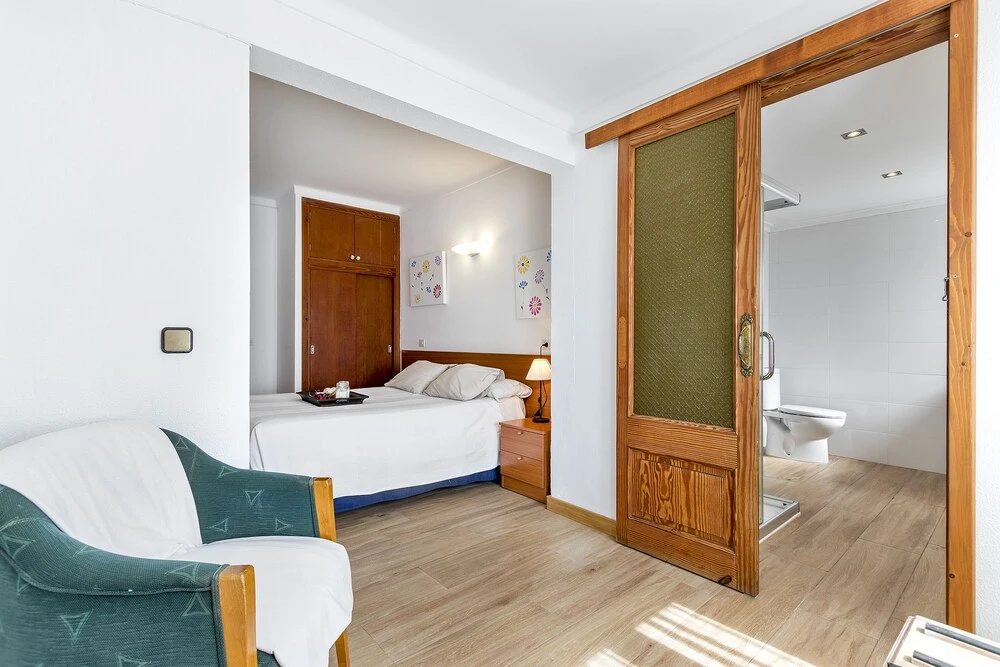Apartment Llevant - Photo 1