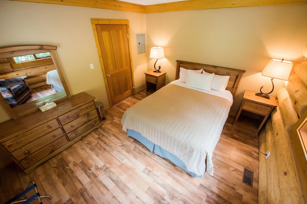 1 Bedroom Suite