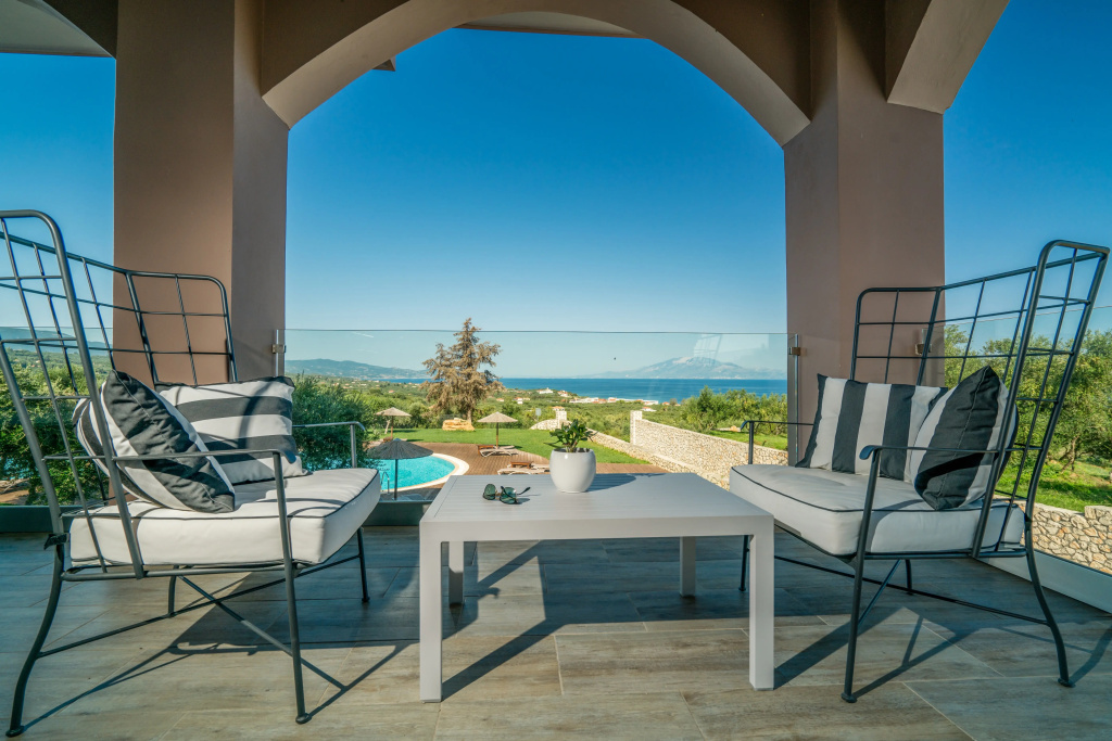 Balcony & Terrace