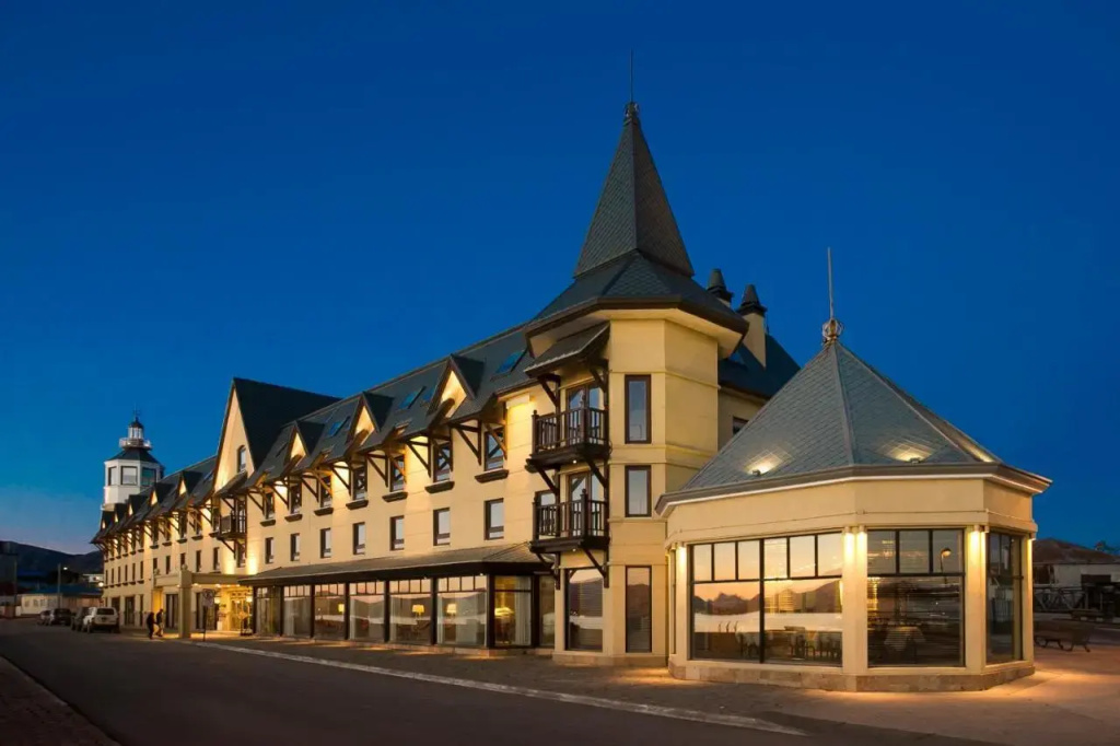 Hoteles Australis